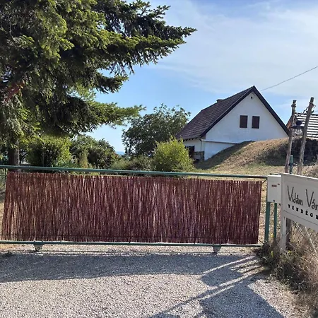 A Vidám Vándor Casa vacanze Zalaszanto